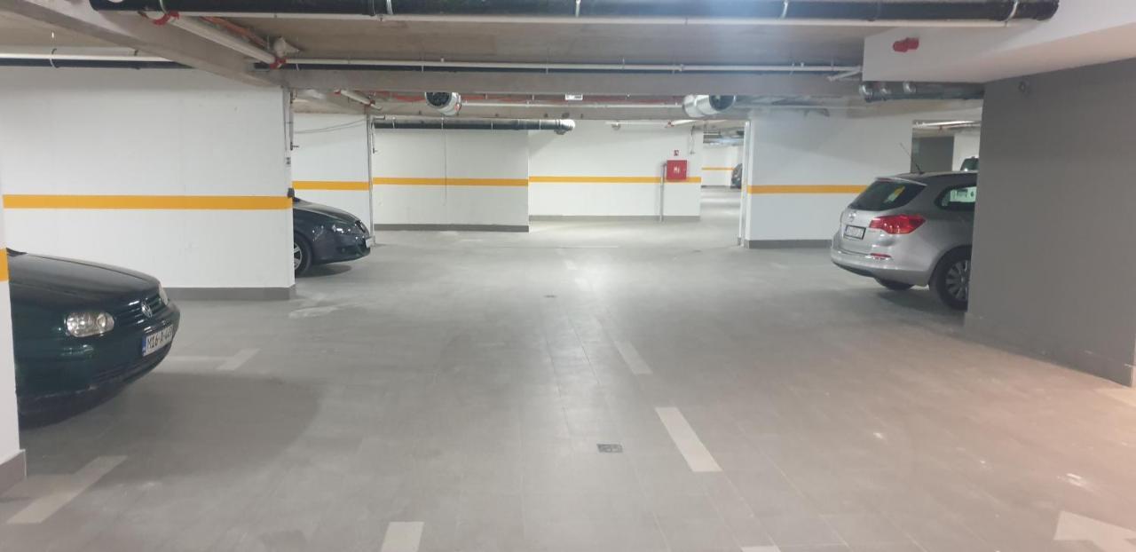 Golden Studio - Private Parking ドゥブロブニク エクステリア 写真